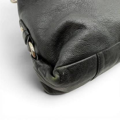https://cdn.shopify.com/s/files/1/0564/9376/8855/files/Coach_Handtasche_Carryall_mit_Umhangegurt_aus_Leder_schwarz_9.webp?v=1782385670