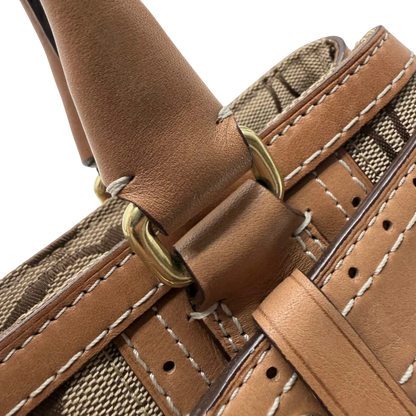 https://cdn.shopify.com/s/files/1/0564/9376/8855/files/Coach_Handtasche_Shopper_klein_Signature_beige_vintage7965.webp?v=1780489329