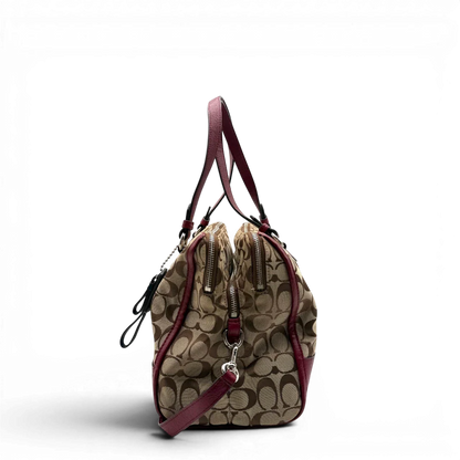 https://cdn.shopify.com/s/files/1/0564/9376/8855/files/Coach_Handtasche_mit_Umhangegurt_Signature_beige___rot_4.webp?v=1782904655