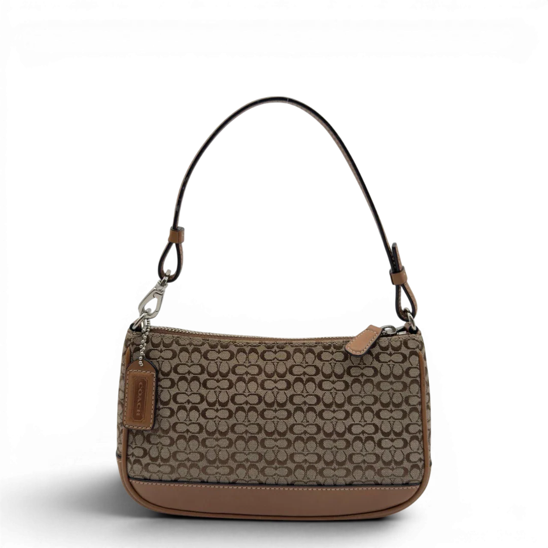 https://cdn.shopify.com/s/files/1/0564/9376/8855/files/Coach_Pochette_Mini_Signature_beige_1.webp?v=1784128021