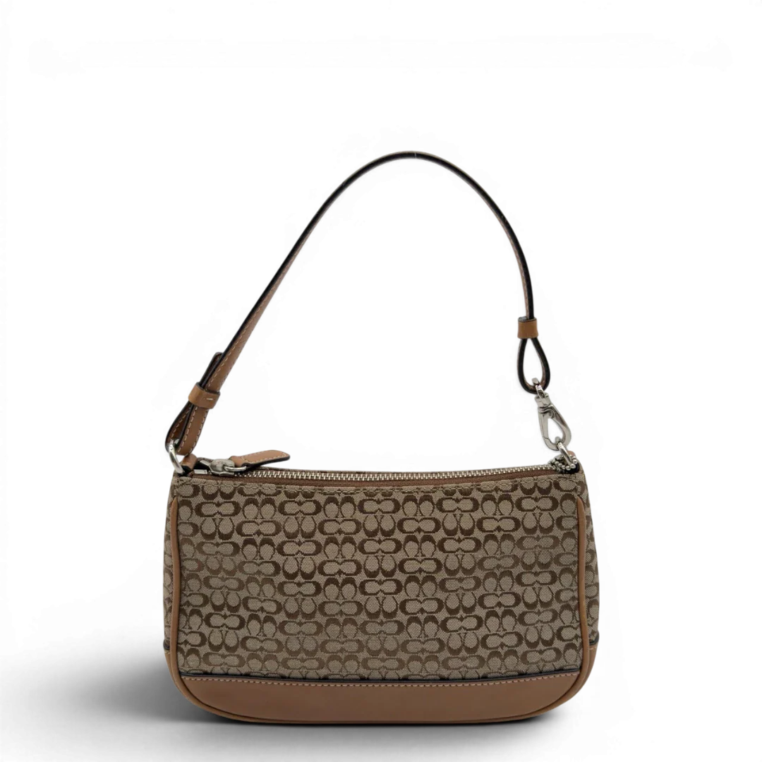 https://cdn.shopify.com/s/files/1/0564/9376/8855/files/Coach_Pochette_Mini_Signature_beige_2.webp?v=1784128021