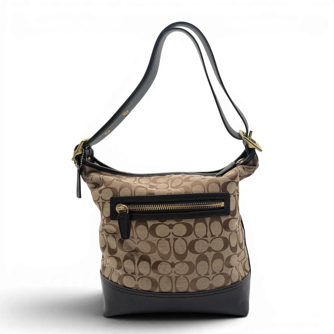 https://cdn.shopify.com/s/files/1/0564/9376/8855/files/Coach_Schultertasche_Bucket_Signature_beige___braun_1.webp?v=1782311044