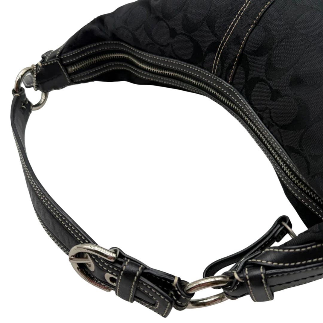 https://cdn.shopify.com/s/files/1/0564/9376/8855/files/Coach_Schultertasche_Hobo_Half_Moon_Signature_schwarz_10.webp?v=1782311633