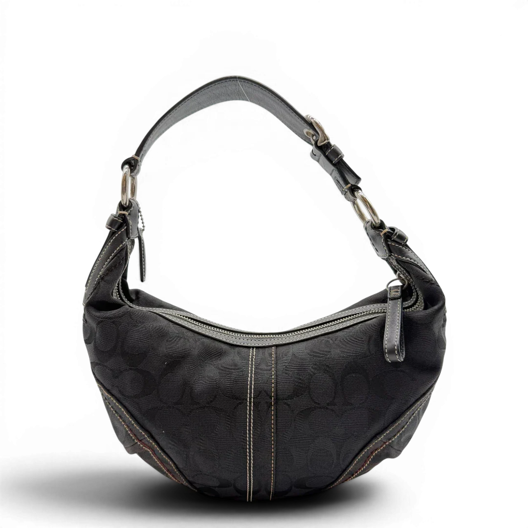 https://cdn.shopify.com/s/files/1/0564/9376/8855/files/Coach_Schultertasche_Hobo_Half_Moon_Signature_schwarz_2.webp?v=1782311633
