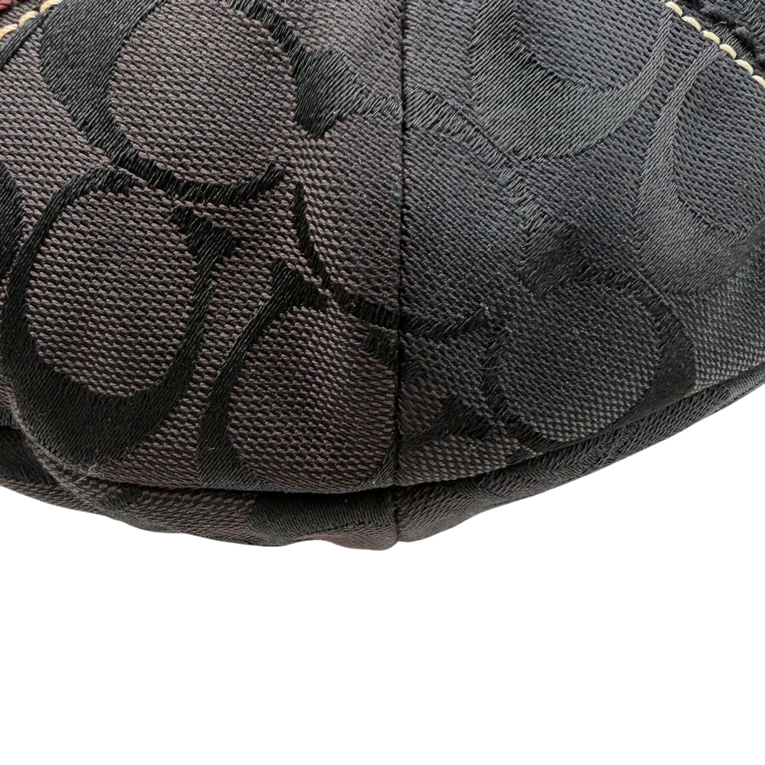 https://cdn.shopify.com/s/files/1/0564/9376/8855/files/Coach_Schultertasche_Hobo_Half_Moon_Signature_schwarz_6.webp?v=1782311633