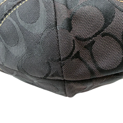 https://cdn.shopify.com/s/files/1/0564/9376/8855/files/Coach_Schultertasche_Hobo_Half_Moon_Signature_schwarz_7.webp?v=1782311633