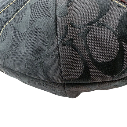 https://cdn.shopify.com/s/files/1/0564/9376/8855/files/Coach_Schultertasche_Hobo_Half_Moon_Signature_schwarz_9.webp?v=1782311633