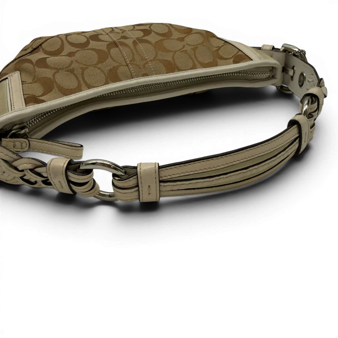 https://cdn.shopify.com/s/files/1/0564/9376/8855/files/Coach_Schultertasche_Hobo_Signature_beige_10_8cb6a017-c8a2-4580-b5eb-4f5d4b8bc75d.webp?v=1782904467