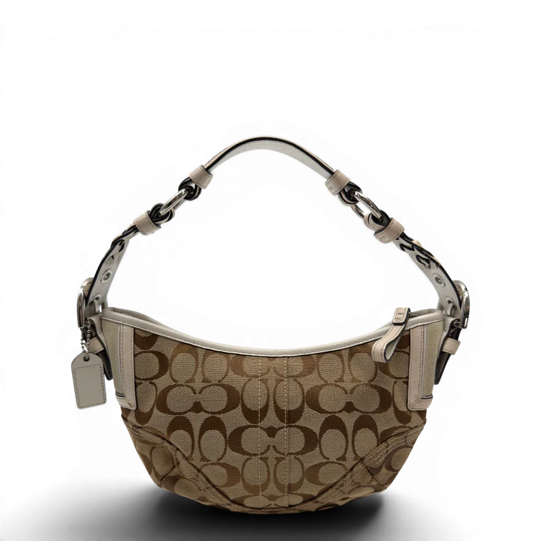 https://cdn.shopify.com/s/files/1/0564/9376/8855/files/Coach_Schultertasche_Hobo_Signature_beige_1_27d93750-c8b8-4666-9ae8-5354cceb9be7.webp?v=1782904468