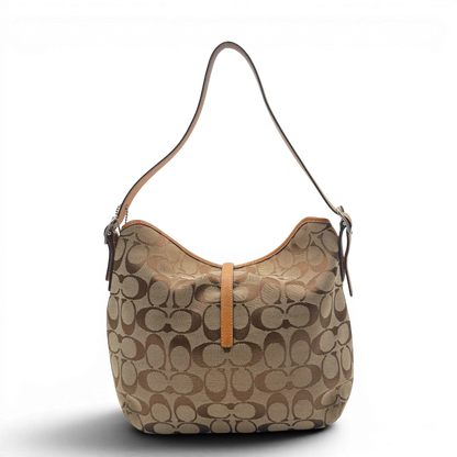 https://cdn.shopify.com/s/files/1/0564/9376/8855/files/Coach_Schultertasche_Jackie_Bucket_Signature_beige_2.webp?v=1782312193