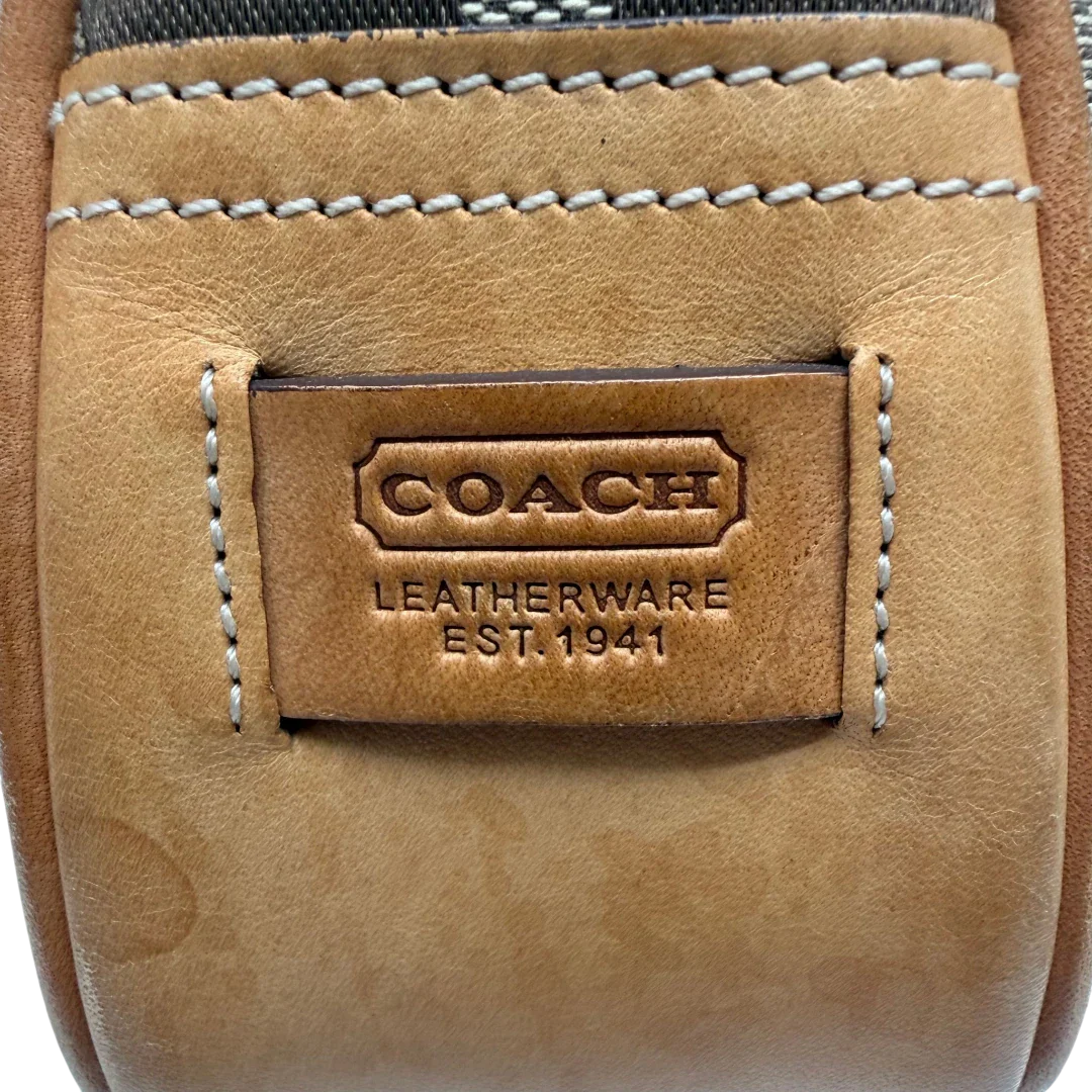 https://cdn.shopify.com/s/files/1/0564/9376/8855/files/Coach_Schultertasche_Jackie_Signature_beige_vintage7920.webp?v=1780489714