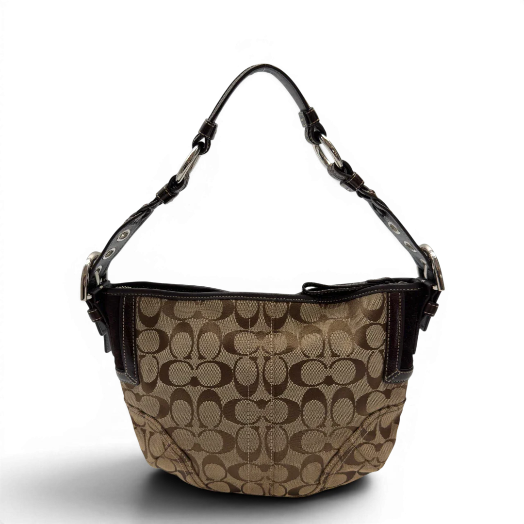 https://cdn.shopify.com/s/files/1/0564/9376/8855/files/Coach_Schultertasche_Signature_beige_4_a94358a5-d0e8-4430-b343-39552788cb40.webp?v=1782903794