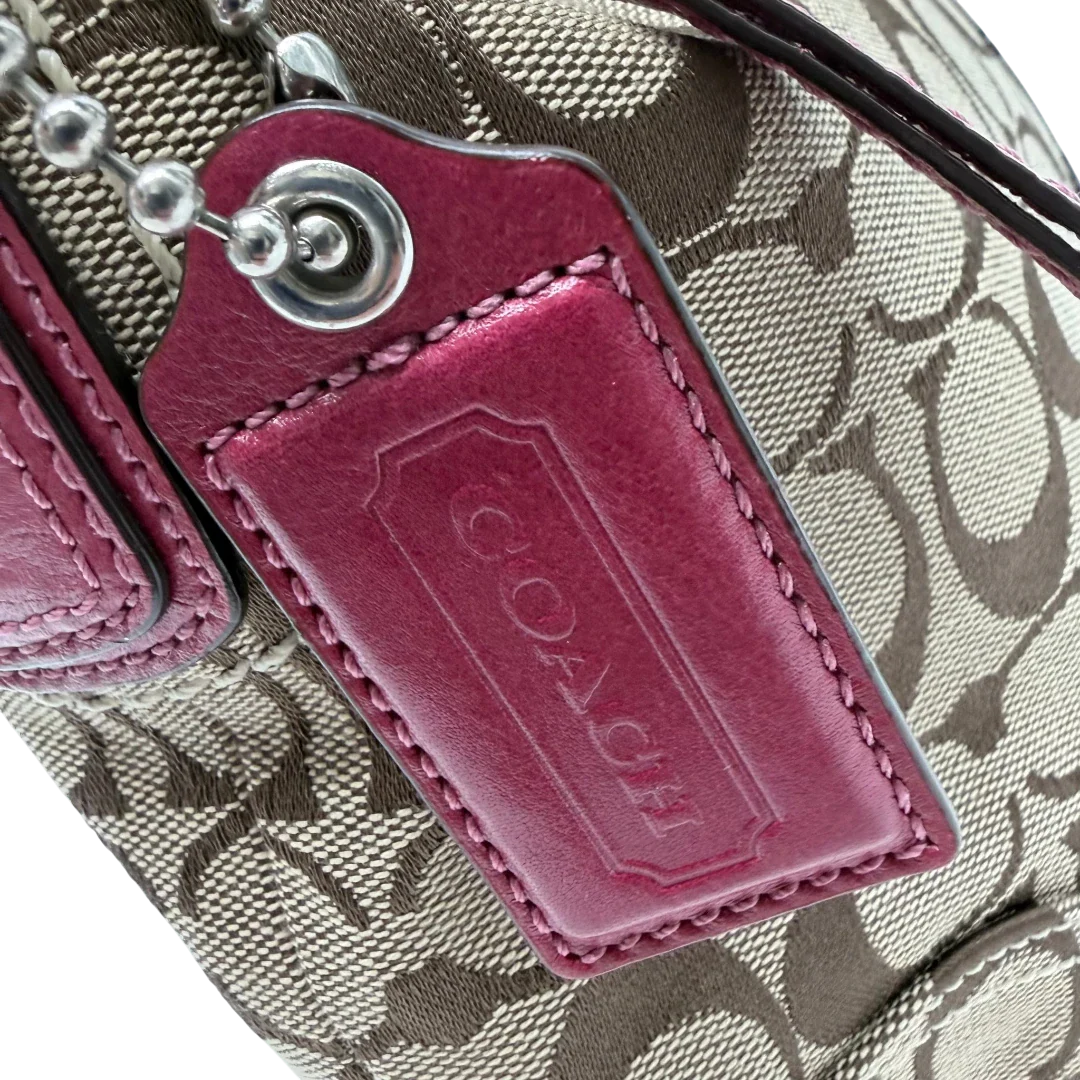 https://cdn.shopify.com/s/files/1/0564/9376/8855/files/Coach_Schultertasche_Signature_large_beige___rosa_vintage7942.webp?v=1780489640