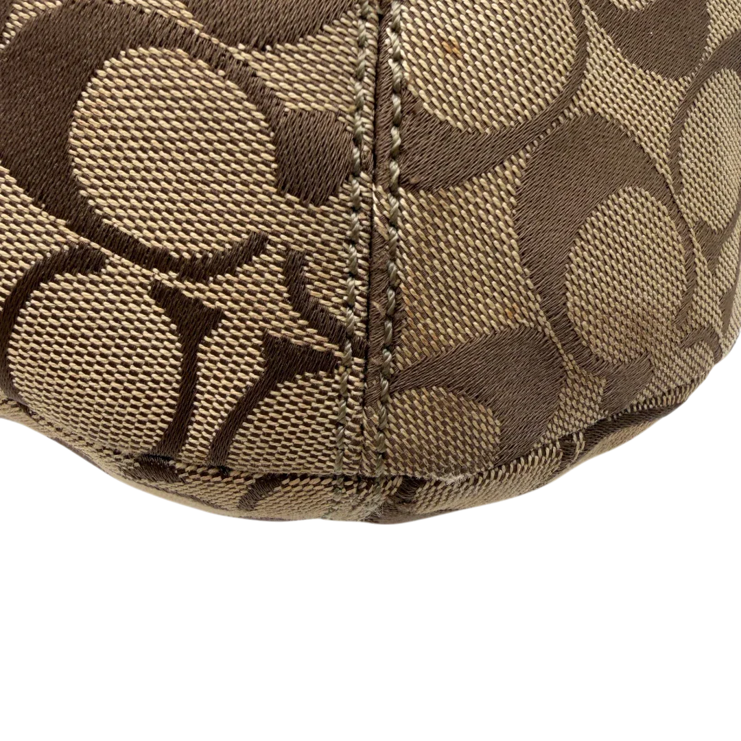 https://cdn.shopify.com/s/files/1/0564/9376/8855/files/Coach_Schultertasche_Signature_large_beige___weiss_vintage7994.webp?v=1780489241