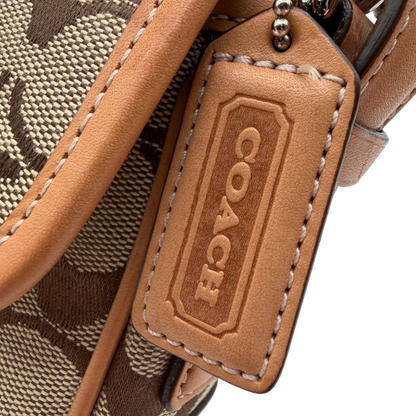 https://cdn.shopify.com/s/files/1/0564/9376/8855/files/Coach_Schultertasche_Soho_Signature_Square_bag_beige_12.webp?v=1782312488