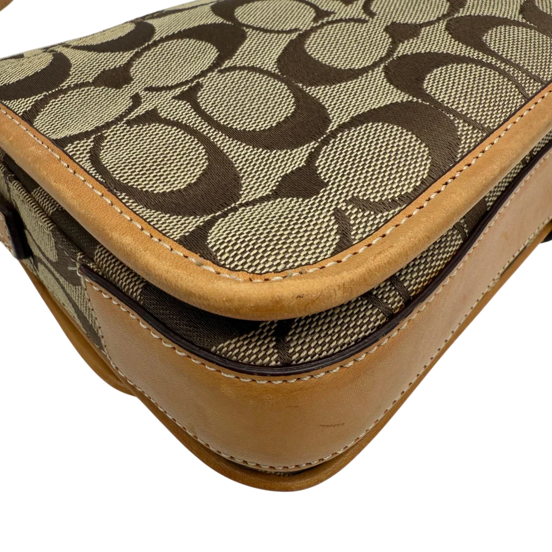 https://cdn.shopify.com/s/files/1/0564/9376/8855/files/Coach_Schultertasche_Soho_Signature_Square_bag_beige_vintage5024.webp?v=1776769444