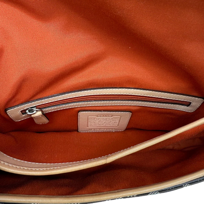 https://cdn.shopify.com/s/files/1/0564/9376/8855/files/Coach_Schultertasche_Soho_Signature_Square_bag_beige_vintage5031.webp?v=1776769444