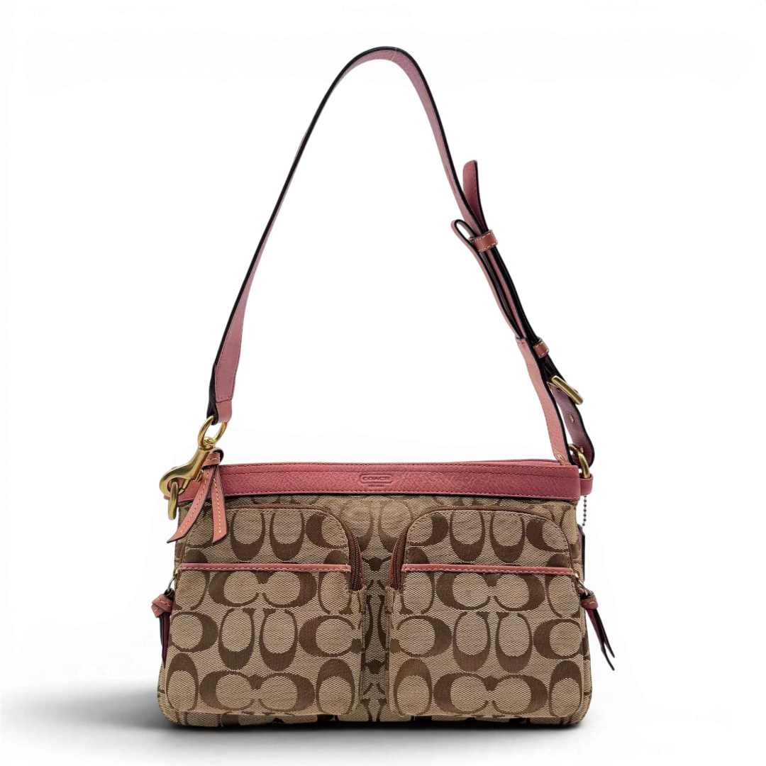 https://cdn.shopify.com/s/files/1/0564/9376/8855/files/Coach_Schultertasche_mit_zwei_Taschen_Signature_beige_vintage8006.webp?v=1780489439