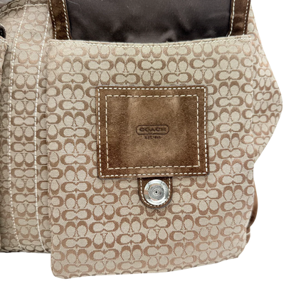 https://cdn.shopify.com/s/files/1/0564/9376/8855/files/Coach_Soho_Tote_Handtasche_monogram_braun___beige_vintage_1262.webp?v=1771415165