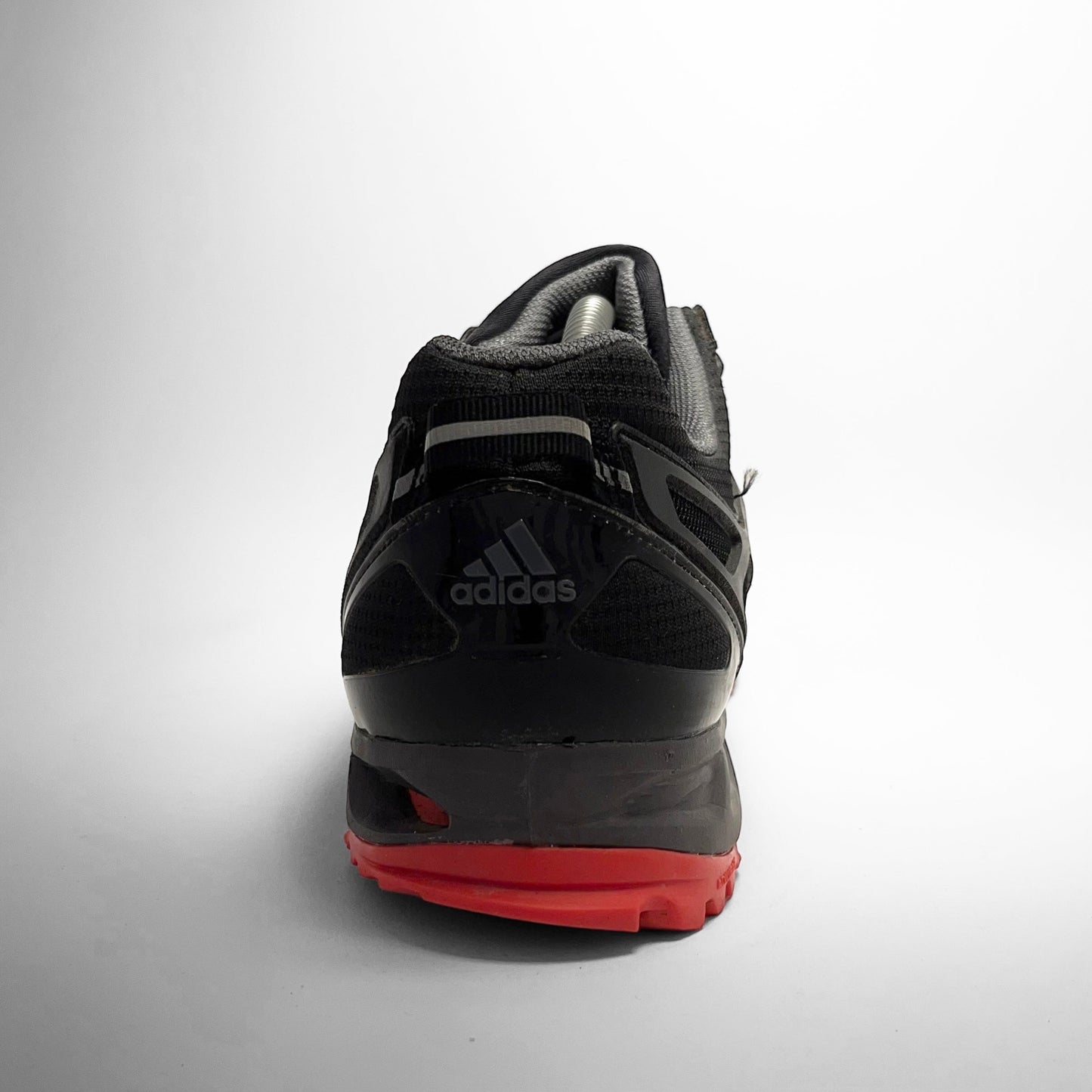 Adidas Kanadia TR6 (2010s)