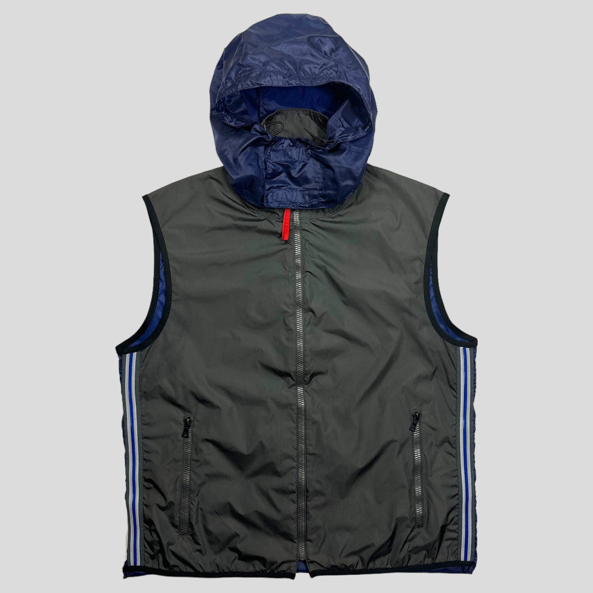 Prada Sport SS00 Gel Seam Convertible Nylon Gilet - IT52 | Large, Grey