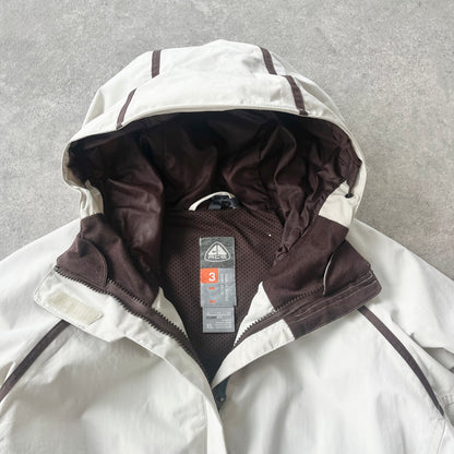 Nike ACG 2000s technical heavyweight storm fit jacket (M)