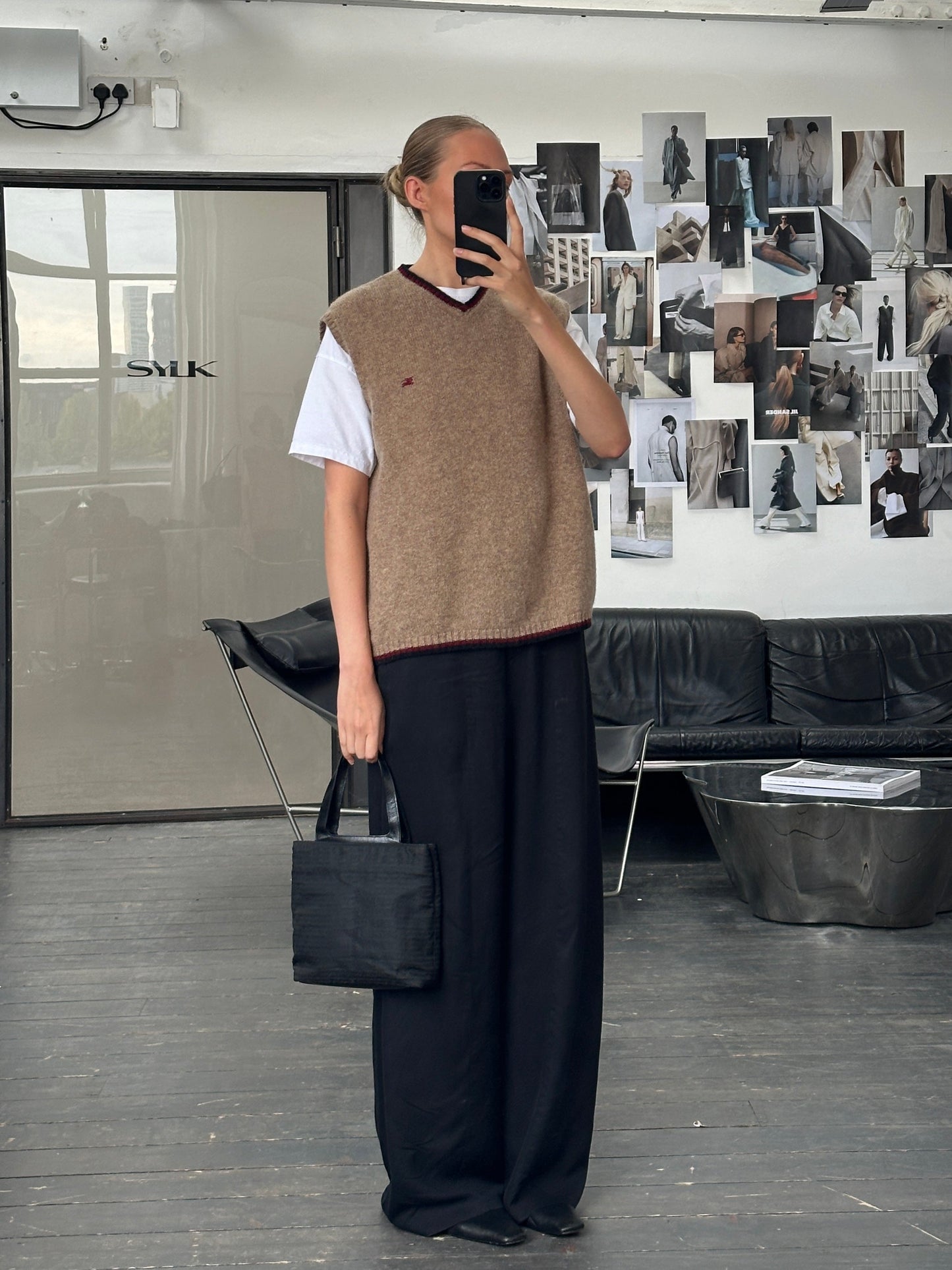 Burberry London 2000s Pure Wool Sleeveless Logo Knitted Jumper - M/L