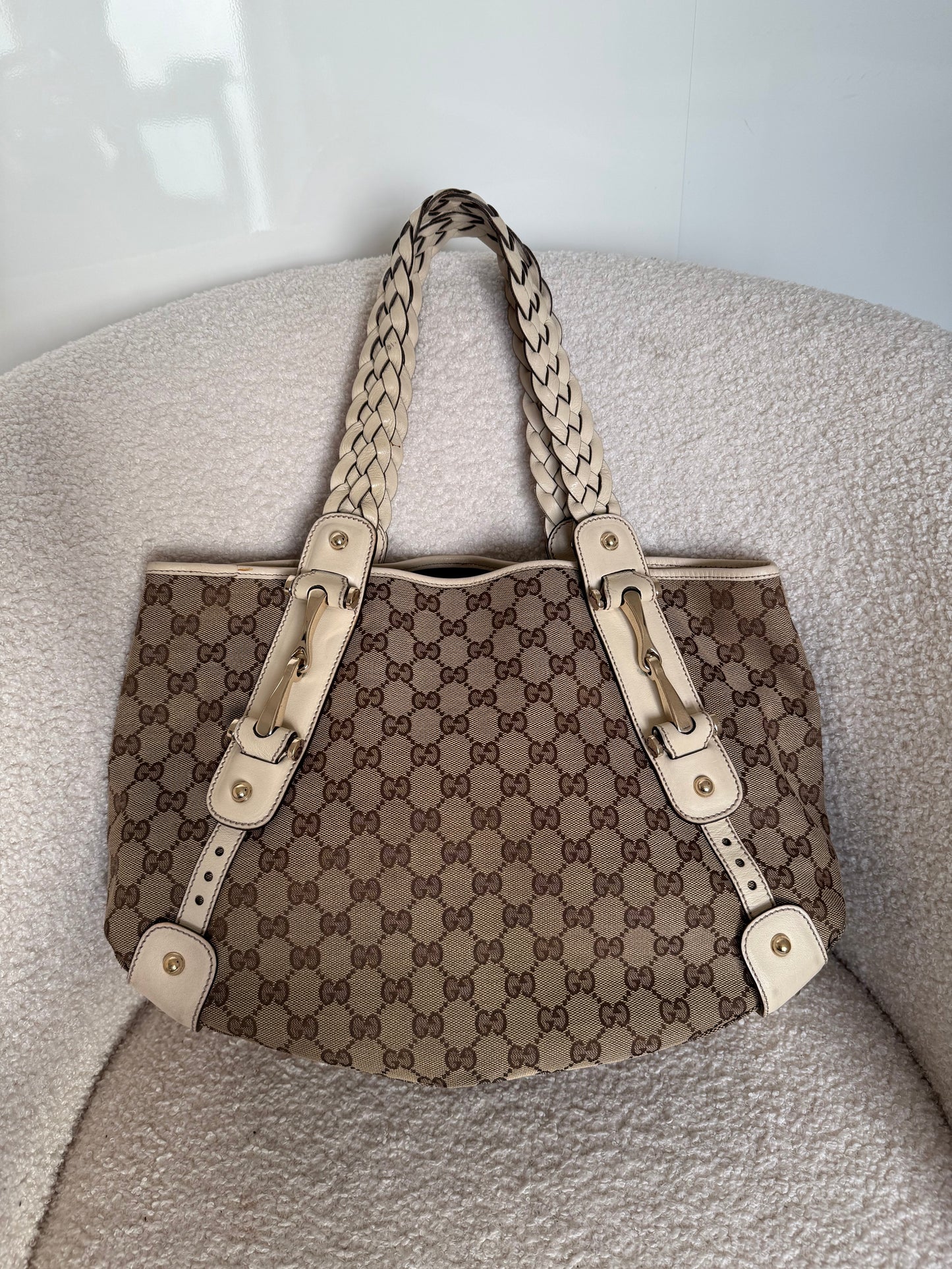https://cdn.shopify.com/s/files/1/0812/5268/0004/files/D49FD091-BB09-4CAF-998E-CF536EF27438.jpg?v=1769428773