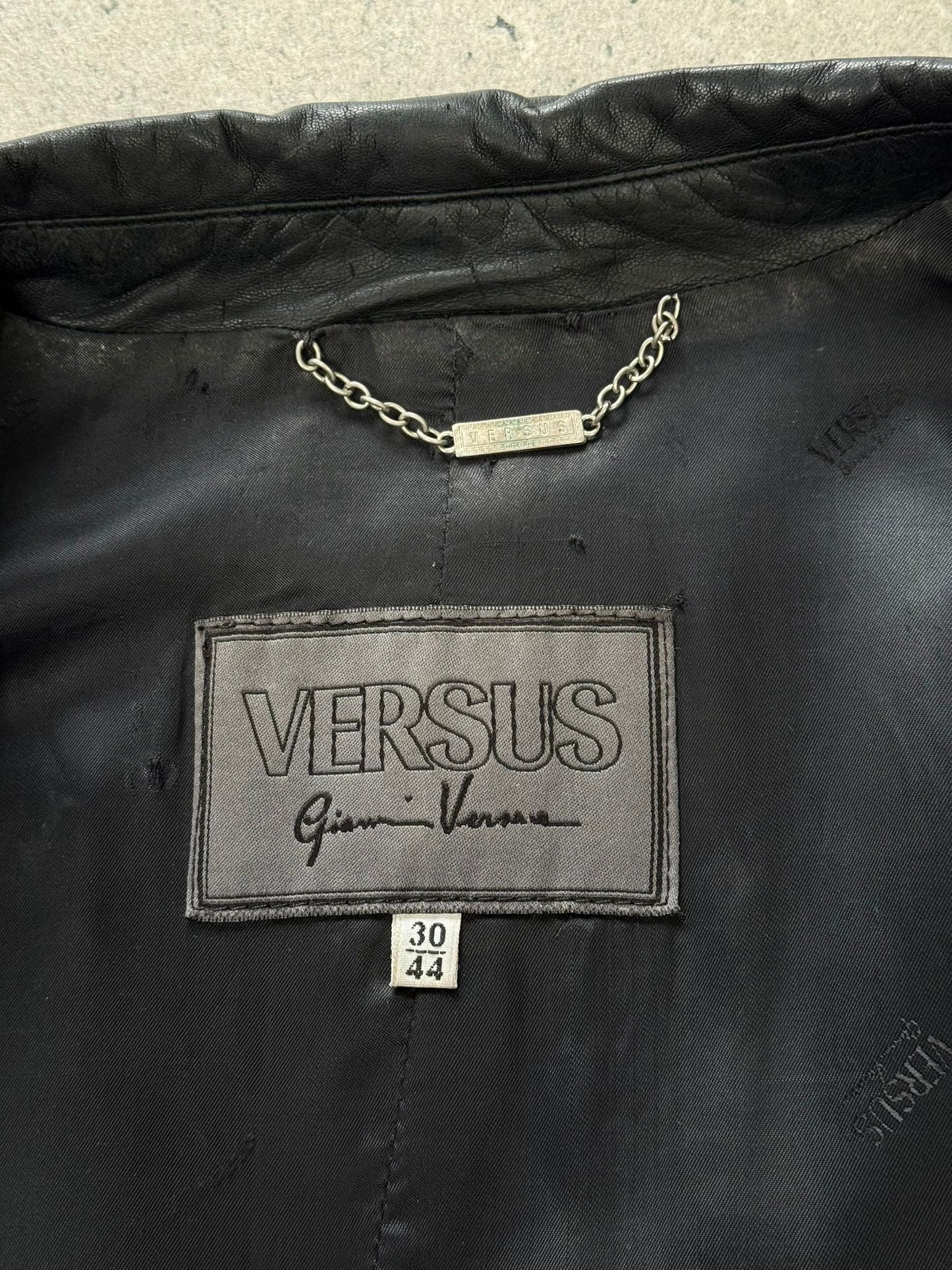 Gianni Versace Versus 1990s Leather Trench Coat - S/M
