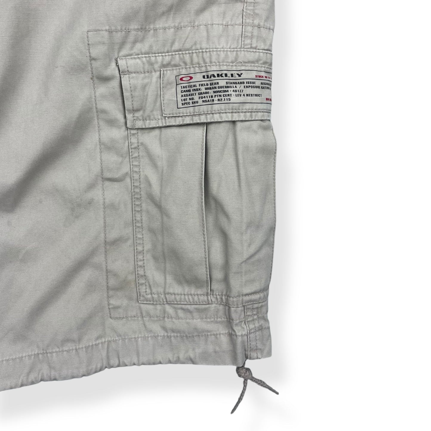 2000's Oakley Tactical Field Gear Cargo Shorts (32) | Default Title, Red