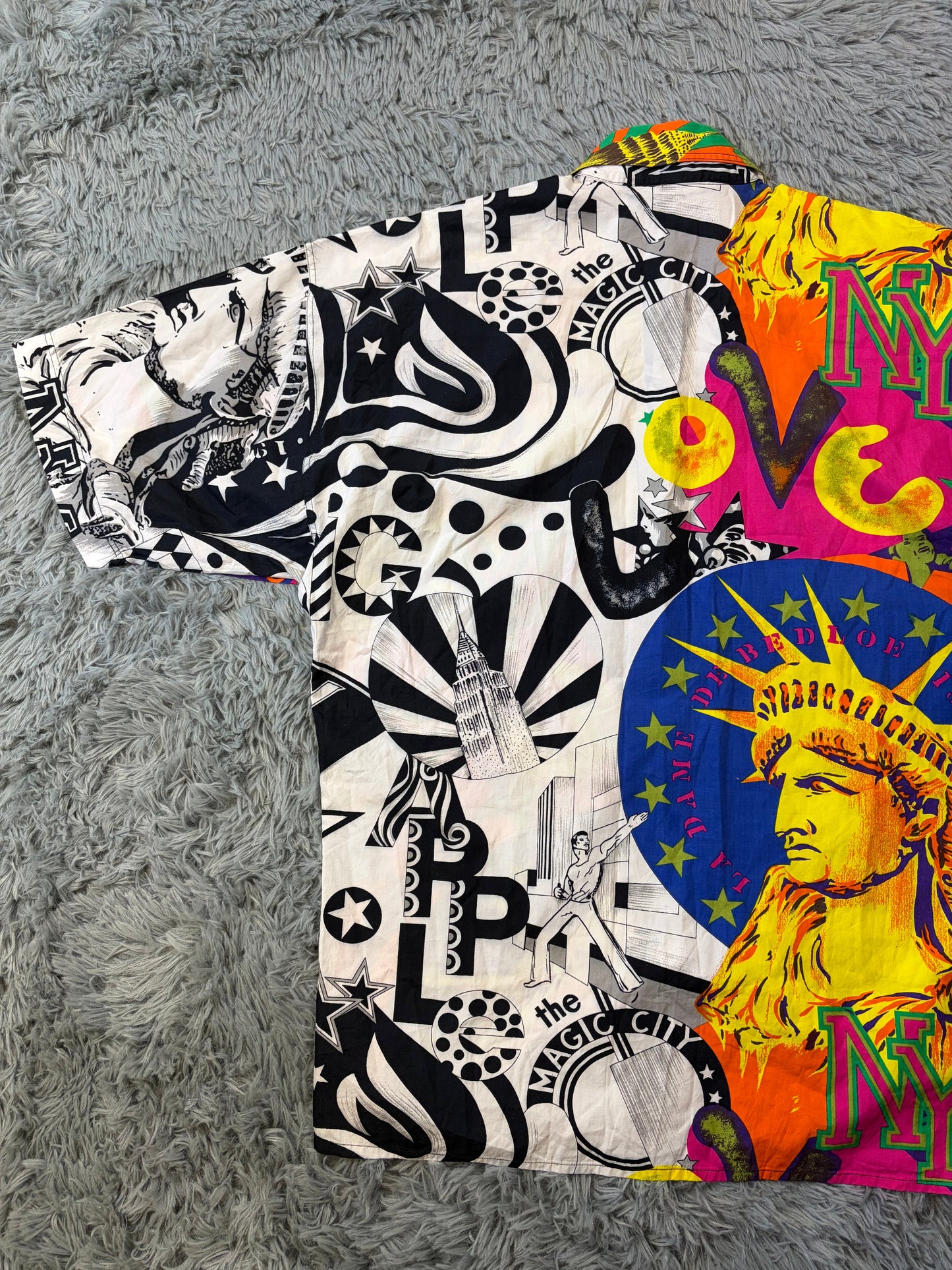 Versace VJC 90’s New York Day & Night Split Graphic Shirt - M/L | O/S, Black