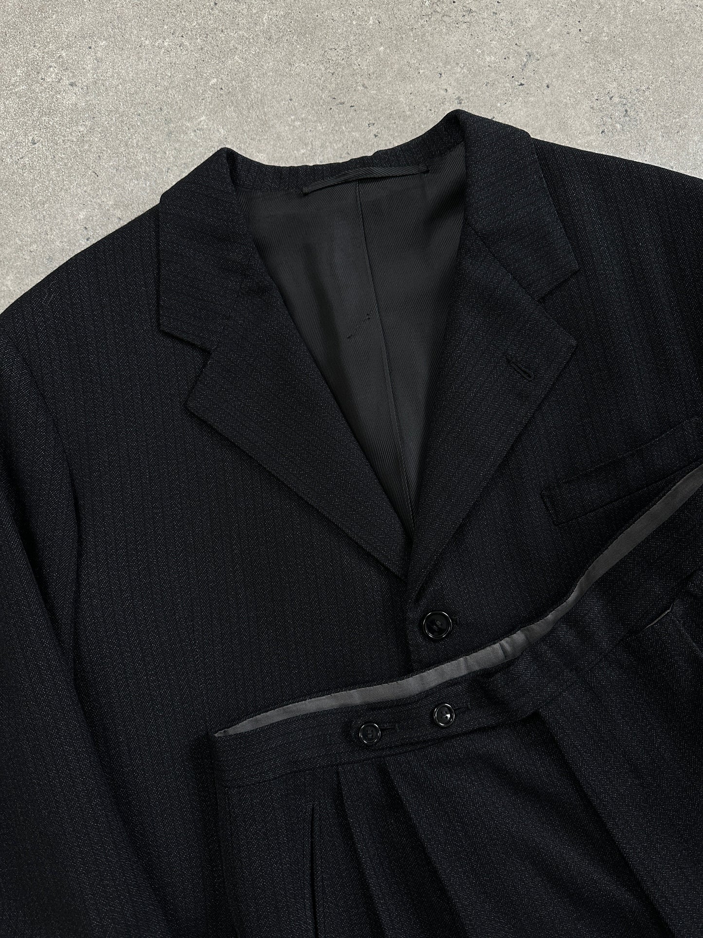 Vintage Wool Single Breasted Suit - 40R/W28