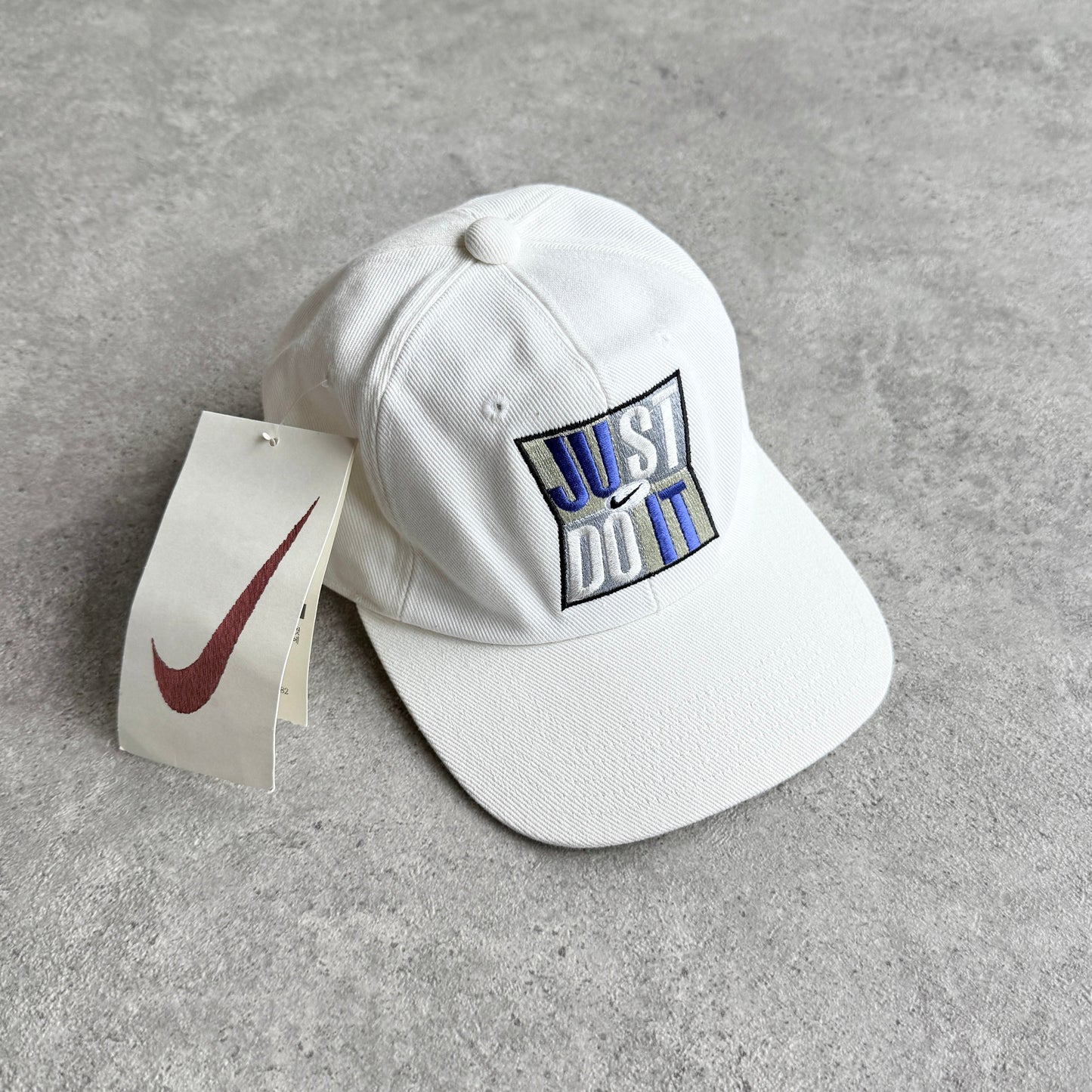 Nike 1990s deadstock ‘just do it’ embroidered cap