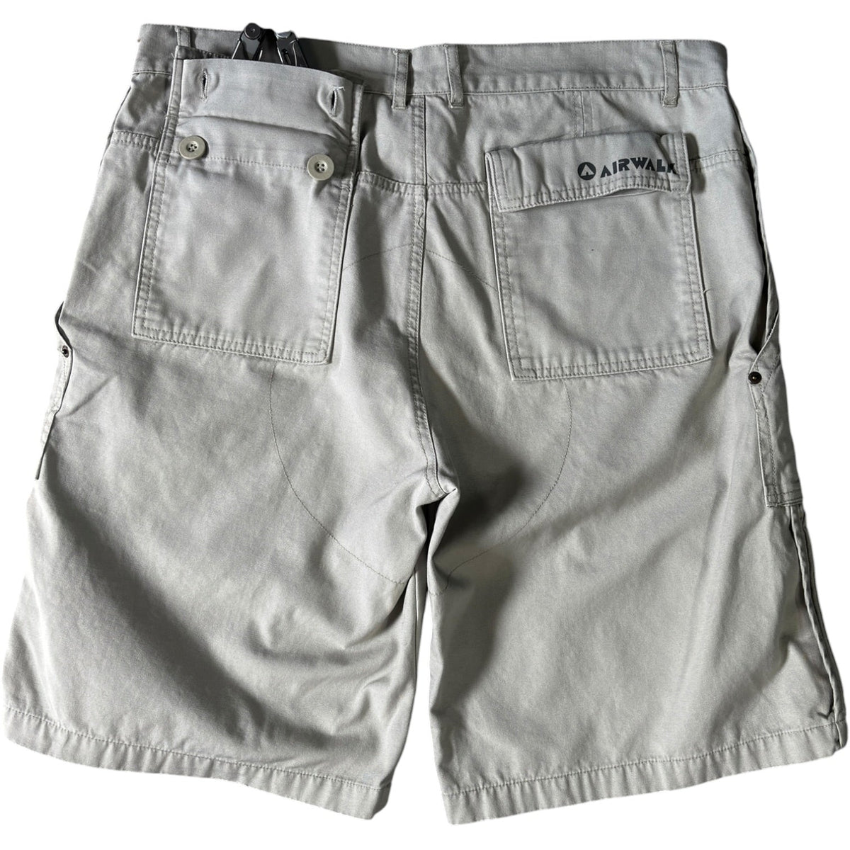 Airwalk 00’s Panelled Cargo Shorts W36 | W36, Cream