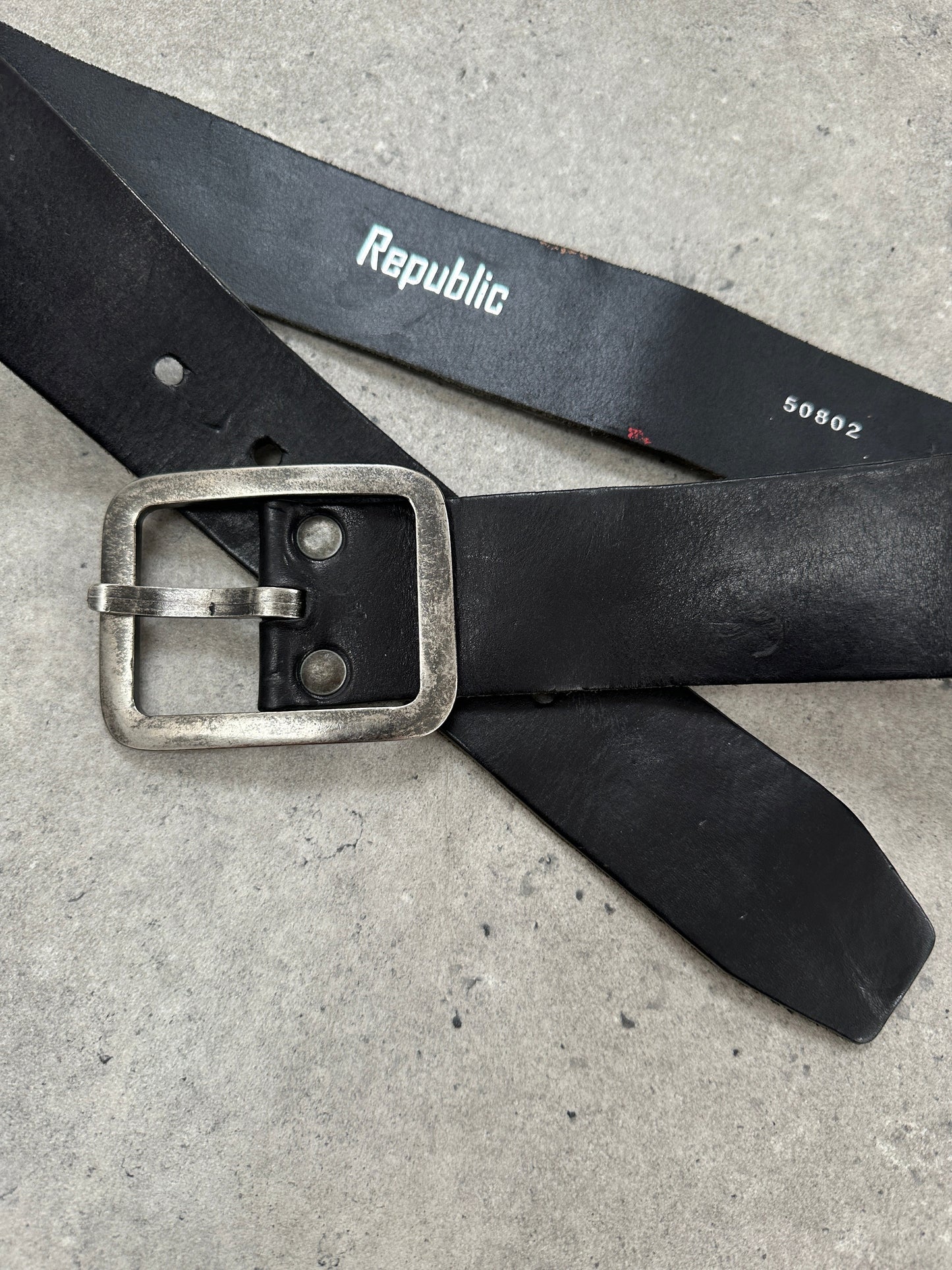 Vintage 1990s Chrome Rectangle Buckle Leather Belt - W35-39