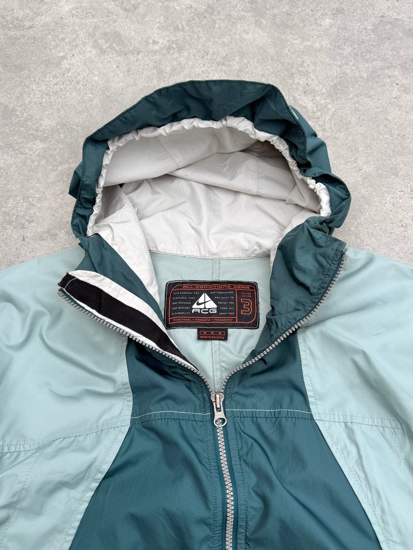 nike acg 1990s technical colour block packable lightweight jacket (m) | Default Title, Multicoloured