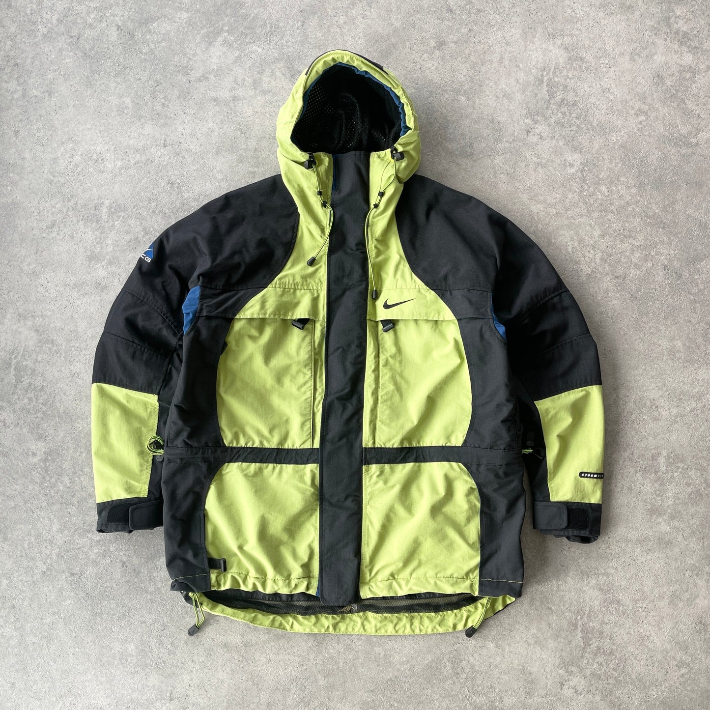 Nike ACG 1990s storm fit heavyweight technical jacket (M)