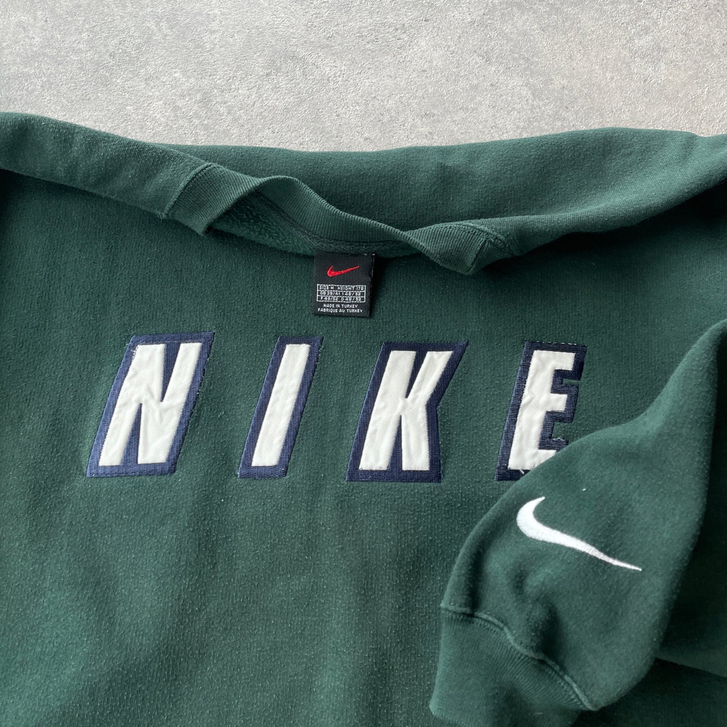 Nike RARE 1990s heavyweight embroidered spellout sweatshirt (M)