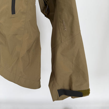 arc’teryx leaf gen one khaki green goretex windbreaker | O/S, Green