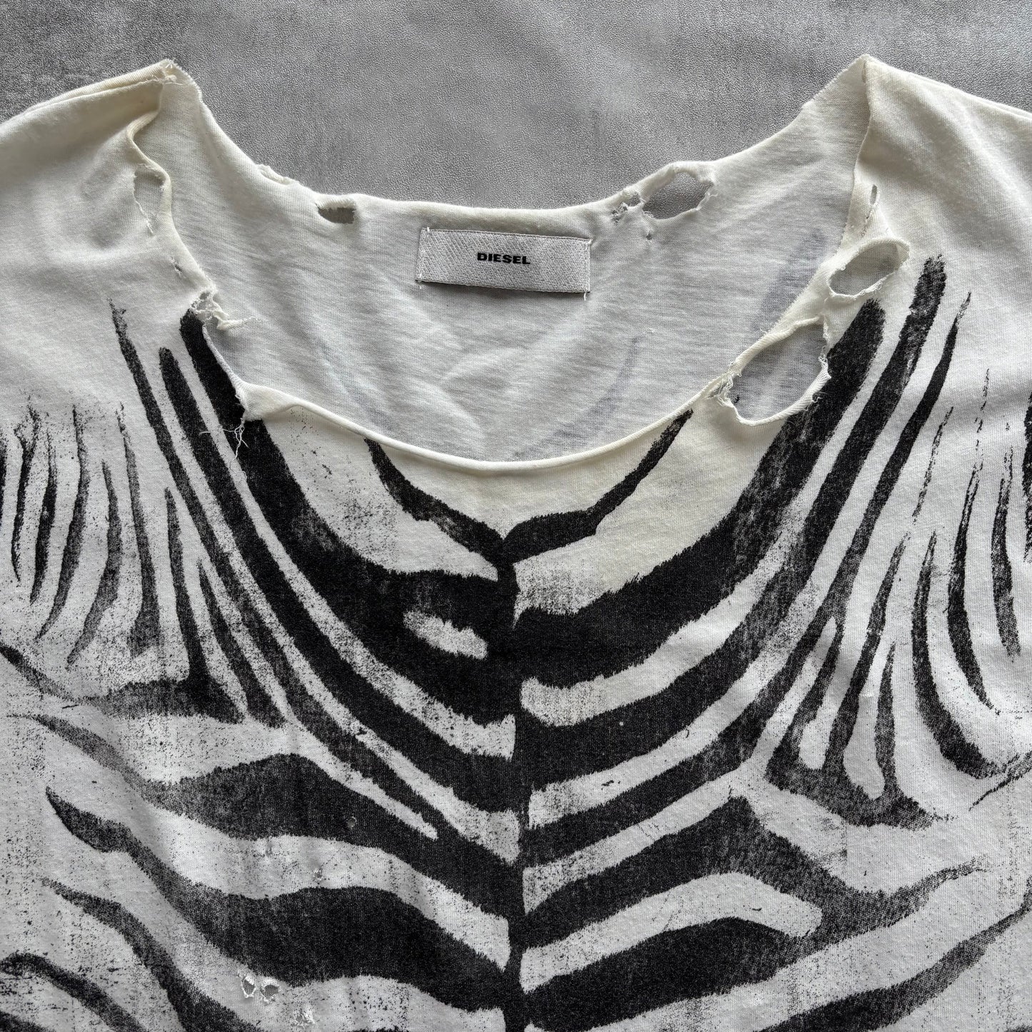 DIESEL DISTRESSED TOP | O/S, Red