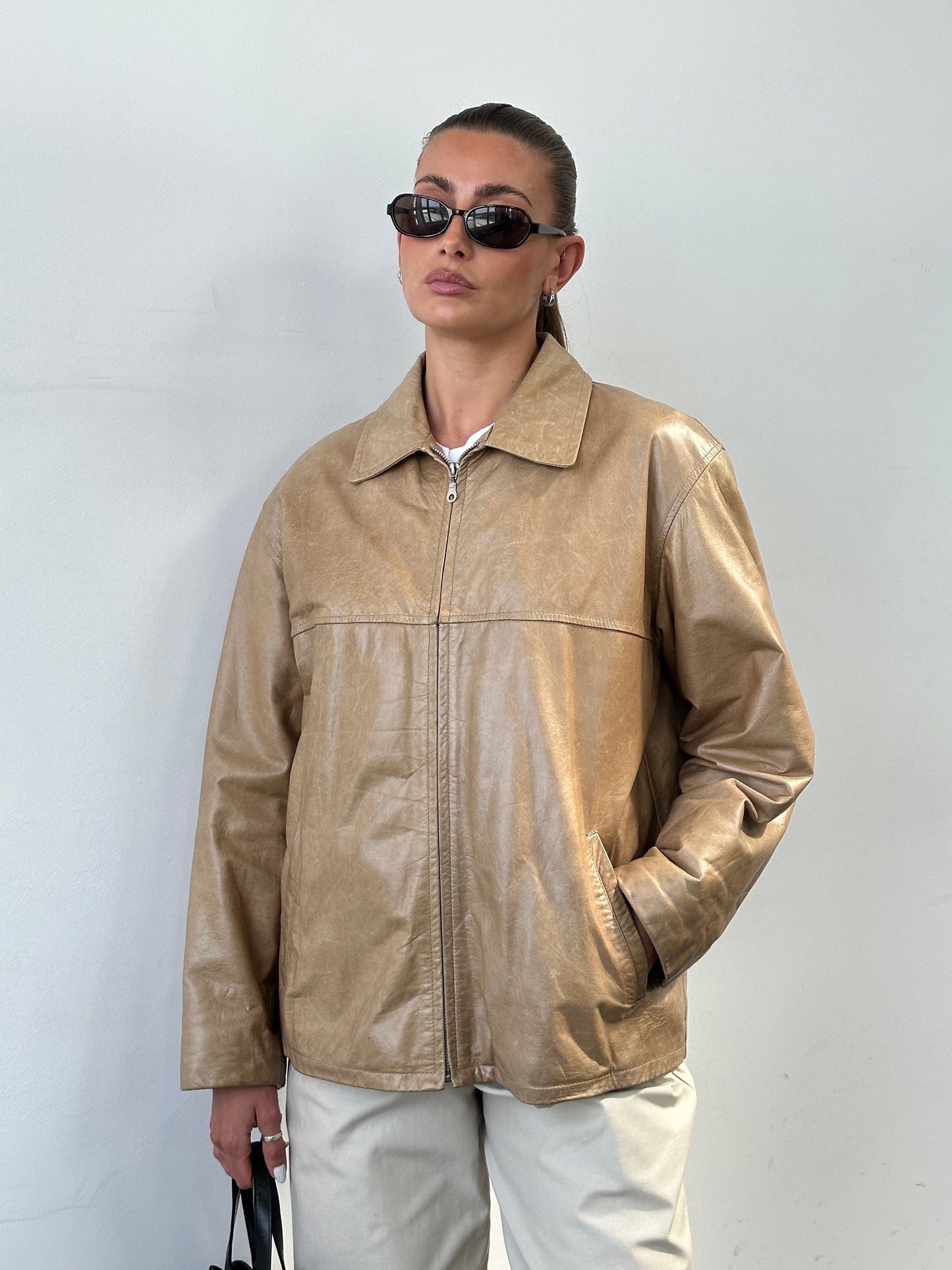 Italian Vintage Minimal Leather Jacket - L