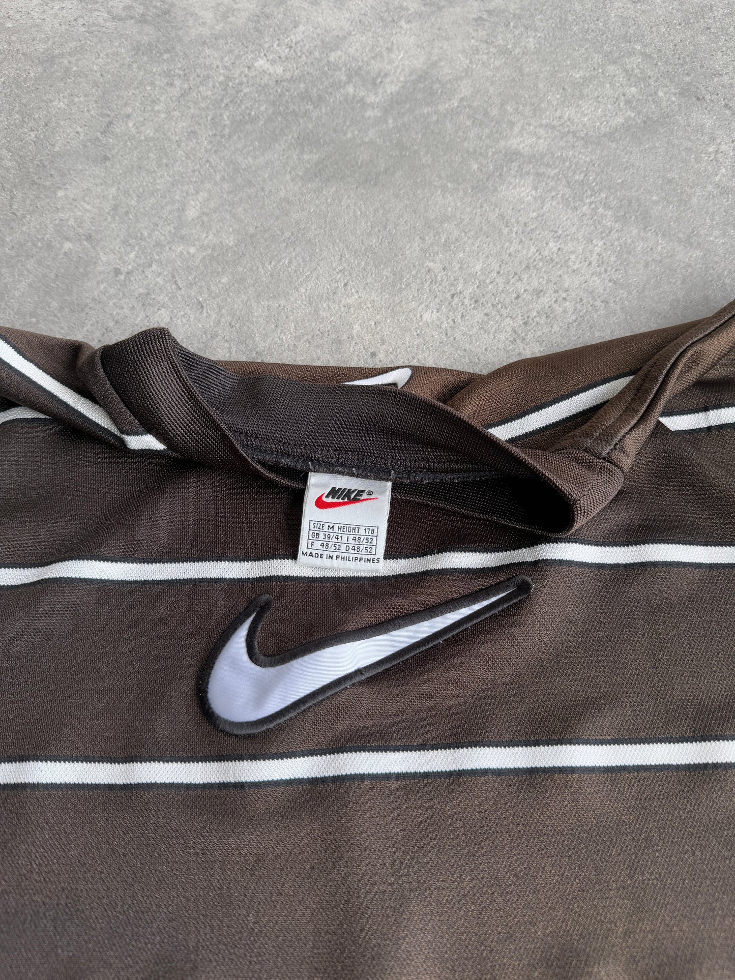 nike 1990s heavyweight striped t-shirt (m)