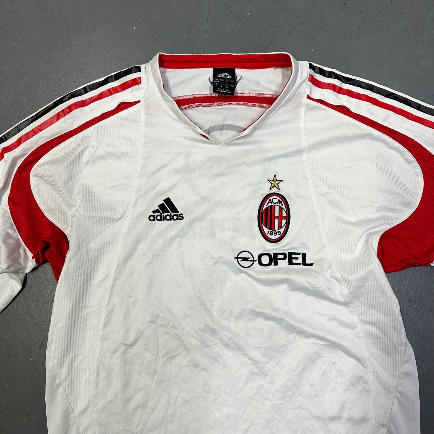 Adidas 2005/06 AC Milan Training Long sleeve Shirt In White & Red ( L )