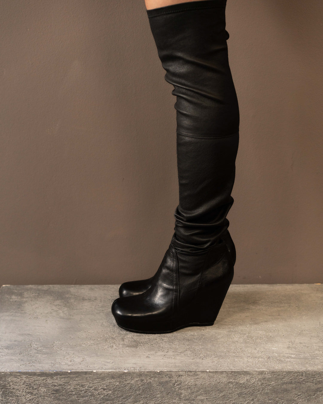 RICK OWENS GLOVE WEDGE KNEE HIGH BOOTS (EU 41) – Known Source
