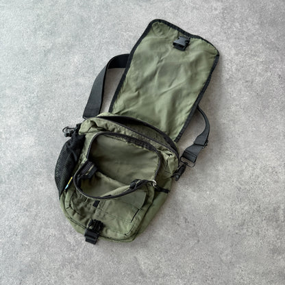 Nike 1990s cross body utility bag (11”x10”)