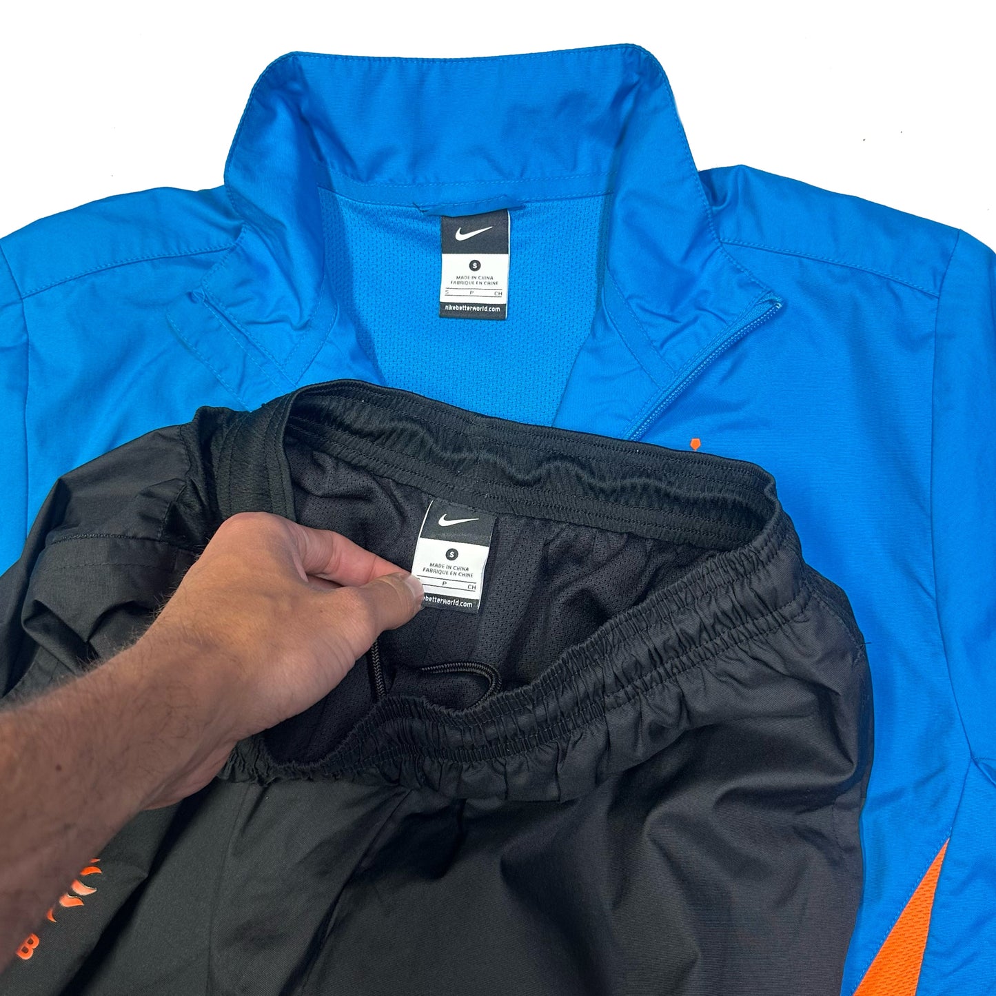 Nike Netherlands 2011/12 Tracksuit In Blue & Black ( S )