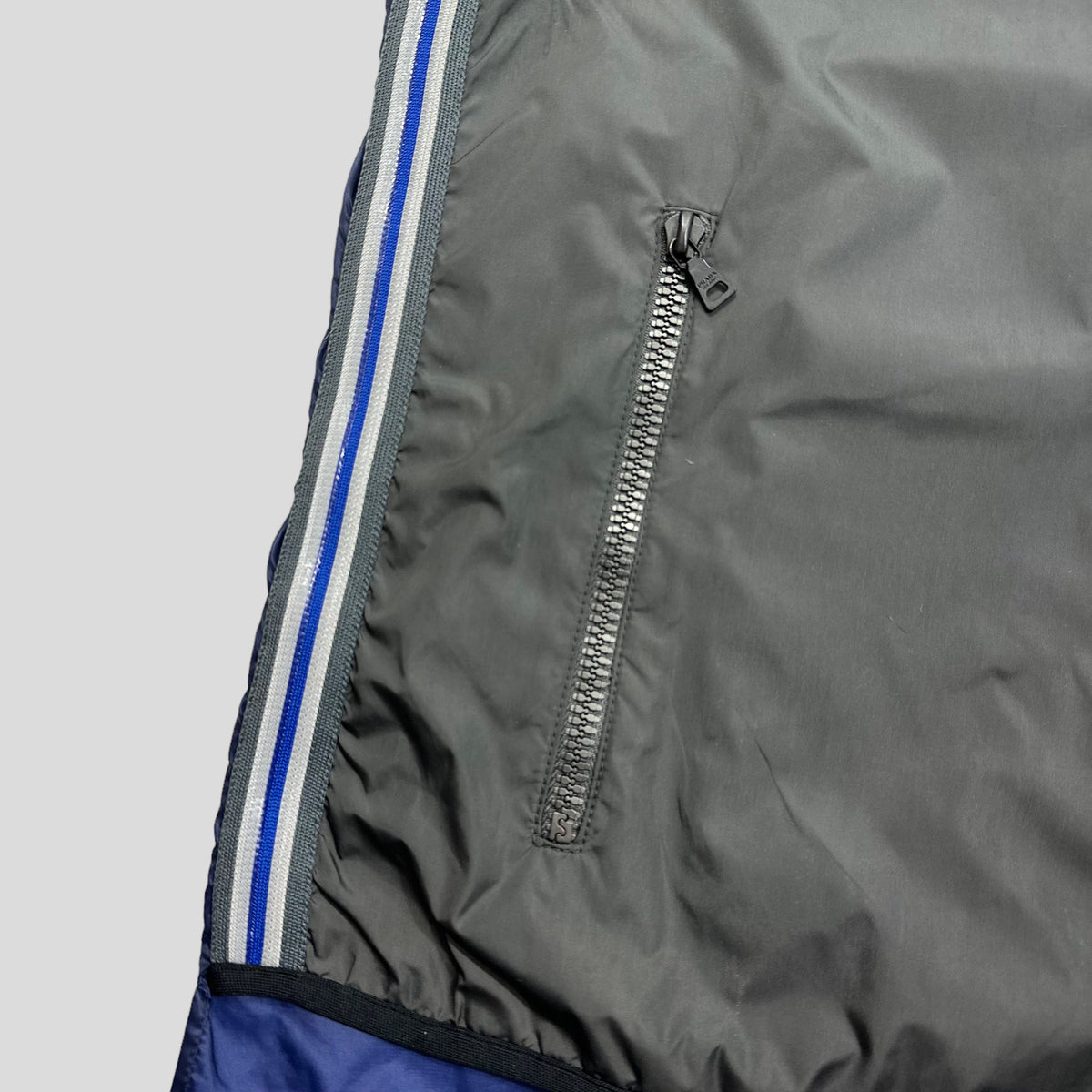 Prada Sport SS00 Gel Seam Convertible Nylon Gilet - IT52 | Large, Grey