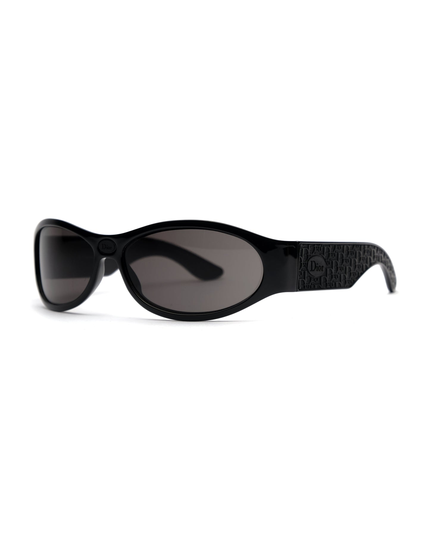 https://cdn.shopify.com/s/files/1/0818/5459/5398/files/Dior2_b516f0d2-66c2-48cb-8003-d2a554128b76.jpg?v=1784208134