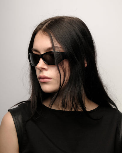 https://cdn.shopify.com/s/files/1/0818/5459/5398/files/Dior3_607ba61d-77f7-4466-9063-a0e8a69b31e1.jpg?v=1784210792