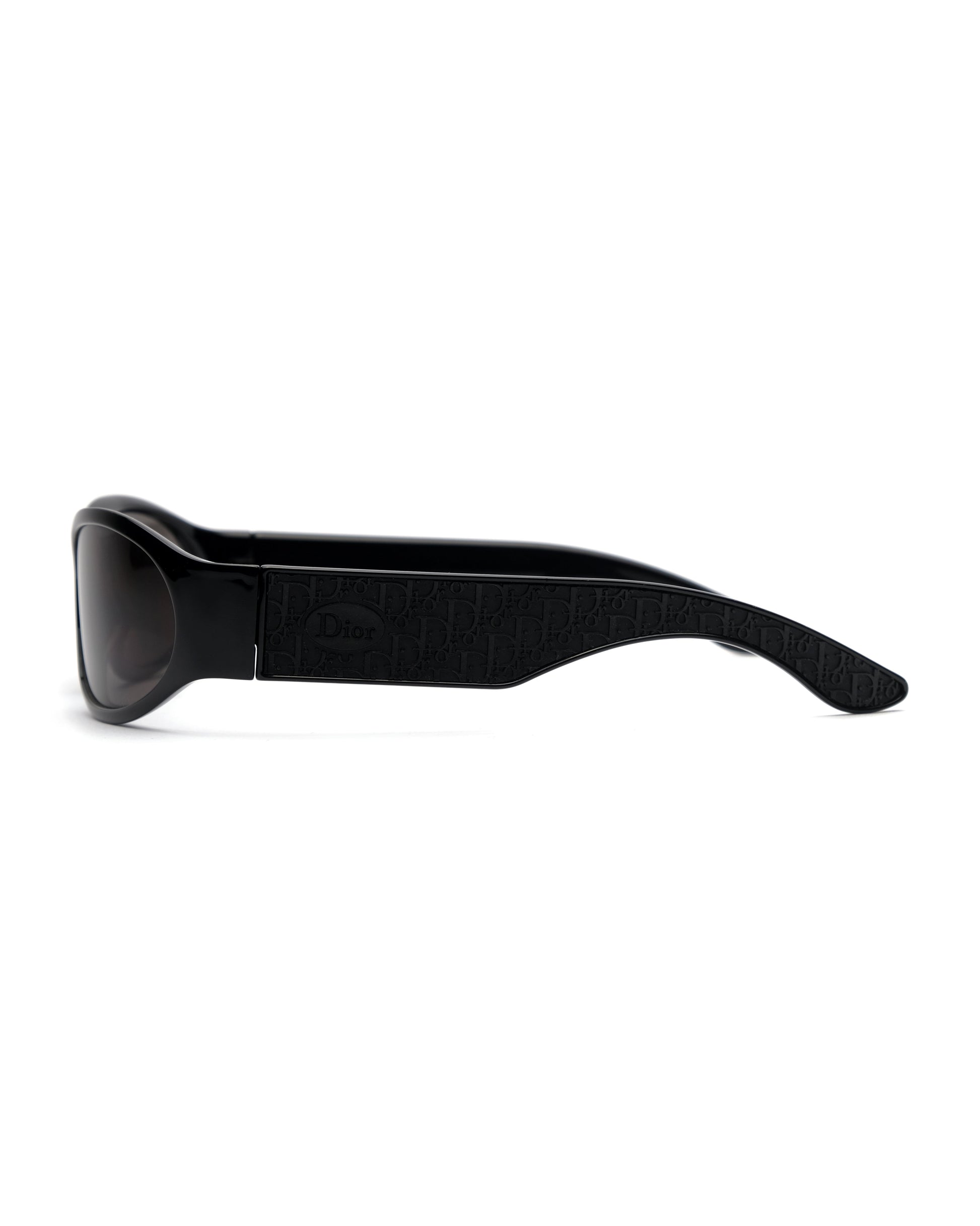 https://cdn.shopify.com/s/files/1/0818/5459/5398/files/Dior3_88e18650-4da9-4aea-8aea-4ce2078a7079.jpg?v=1784208134